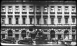 «Петровские линии» в 30-е годы прошлого столетия, часть которых сейчас занимает гостиница «Будапешт».