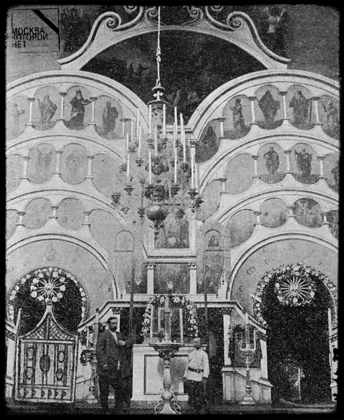 Интерьеры церкви Николая Чудотворца в Верхних Котлах