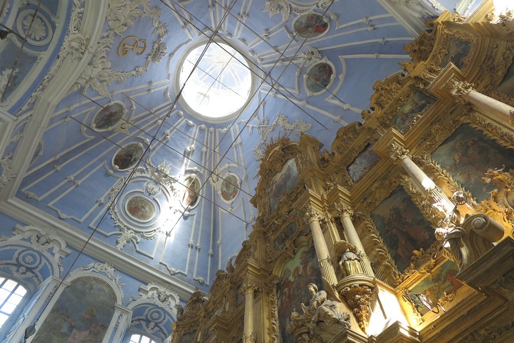 Интерьер Успенского собора, фото П. Иванова