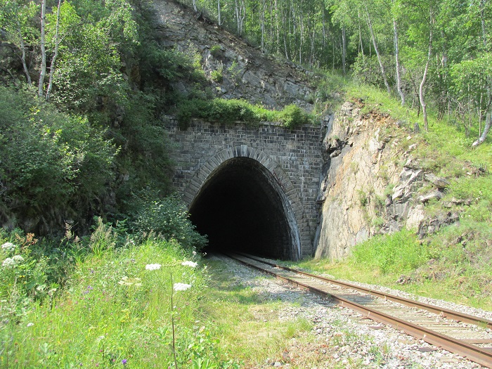 IMG_1301 тоннель Шарыжалгай-3 вид в сторону Слюдянки.JPG