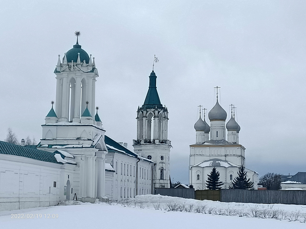 Спасо-Яковлевский монастырь.jpg
