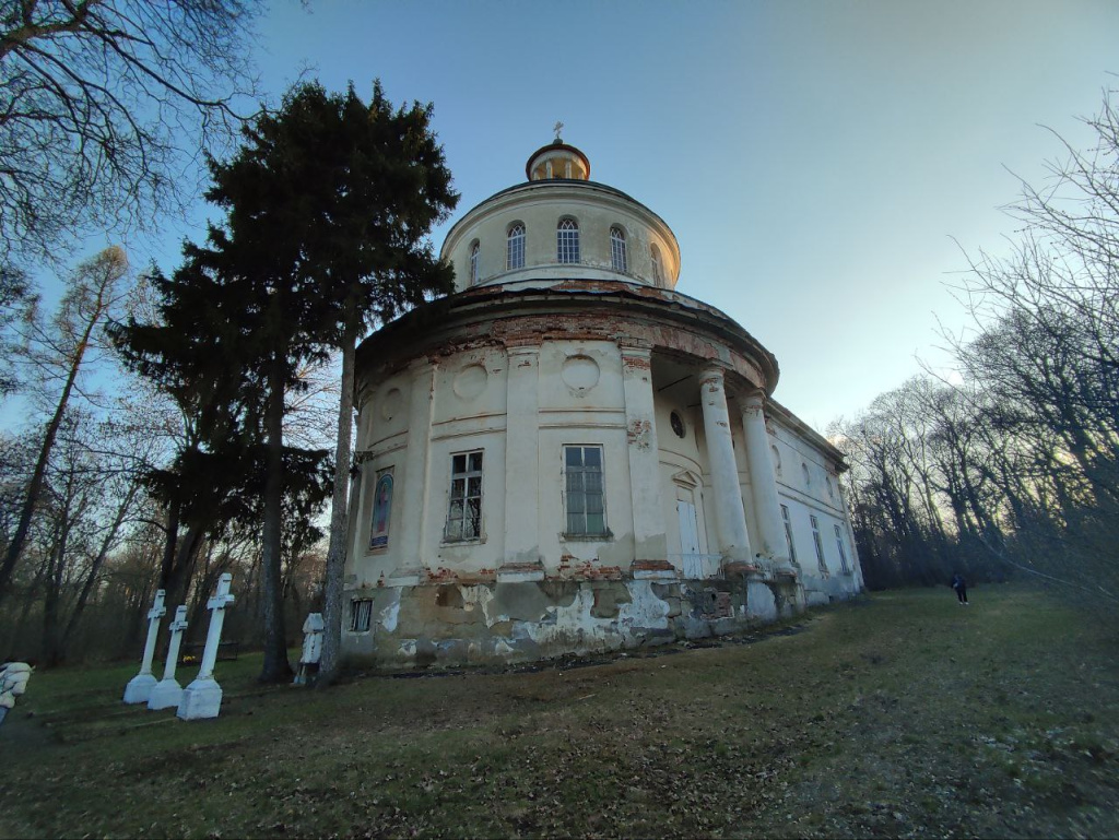Спасо-Преображенский храм в Зубриловке, фото А. Чекмарева