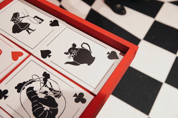 Алиса, проснись и дом Остроухова