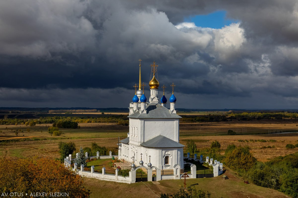 Епифанский Успенский скит-подворье. Церковь Успения Пресвятой Богородицы, фото А. Слезкина