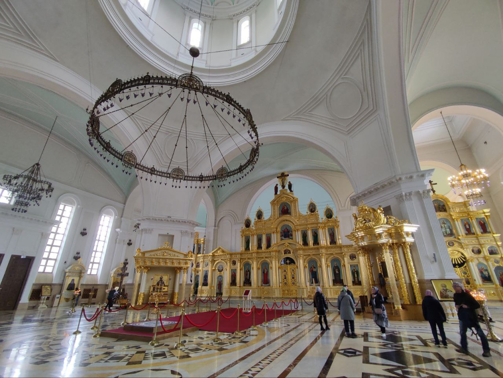 Интерьер Спасского собора в Пензе, фото А. Чекмарева