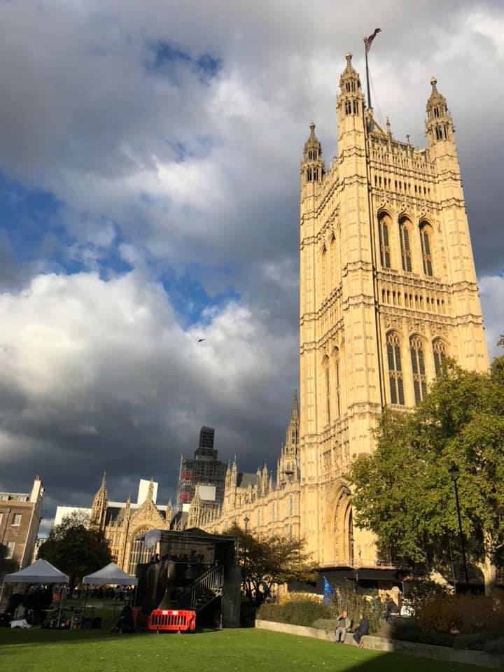Парламент.jpg