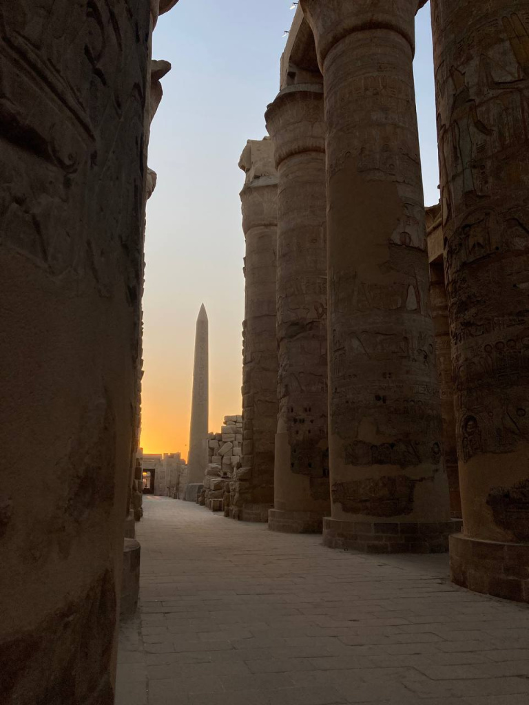 Карнакский храм на рассвете. Фото Ю. Мезенцевой