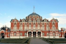 Петровский парк и окрестности